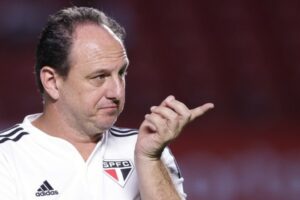 Rogério Ceni segue sem clube desde que deixou o Tricolor.(Foto: Twitter do São Paulo)