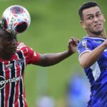 Rogério Ceni terá vários laterais no São Paulo, inclusive Orejuela. (Foto: AGIF)