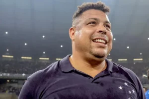 Nikão, meia do São Paulo emprestado ao Cruzeiro, não rendeu o esperado no time de Ronaldo. (Foto: Twitter do Cruzeiro)