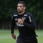 Foto: Rubens Chiri/São Paulo - Diego Souza chamou a atenção com decisão para 2023.