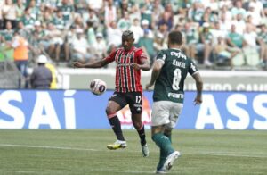 Orejuela não tem tanto prestígio assim junto à torcida do São Paulo. (Foto: Twitter do São Paulo)