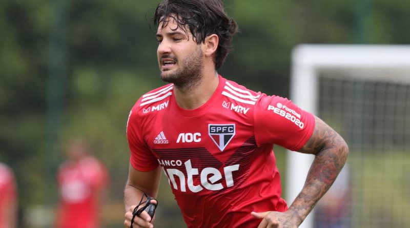 Fotos: Rubens Chiri/São Paulo - Pato vem sendo muito pedido nas redes sociais pelos torcedores, especialmente após a lesão de Calleri.