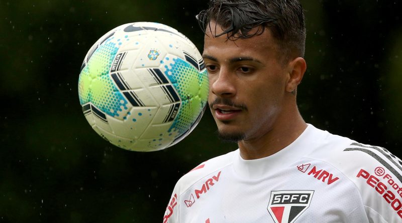 Fotos: Rubens Chiri/São Paulo - Zagueiro foi um dos que teve problemas com lesões no Tricolor.
