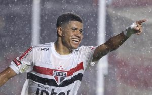 Foto: Rubens Chiri/São Paulo - Meio-campista foi negociado após receber muitas críticas no Morumbi.