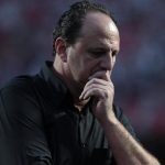 Fotos: Rubens Chiri/São Paulo - Treinador já sabe que terá uma opção a menos para escalar.