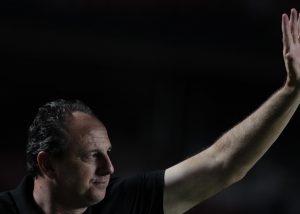 Fotos: Rubens Chiri/São Paulo - Técnico segue sendo muito pressionado pelos torcedores, especialmente após a eliminação no Paulistão.