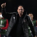 Fotos: Rubens Chiri/São Paulo - Treinador estava por um fio, mas parece ter sido garantido pela diretoria.
