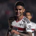 Fotos: Rubens Chiri/São Paulo - Meio-campista pode não permanecer por muito tempo no Tricolor.