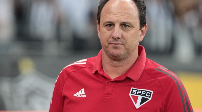 Crédito: Rubens Chiri/São Paulo -Treinador acabou deixando o comando do São Paulo depois de muita pressão.