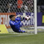Crédito: Rubens Chiri/São Paulo - Rafael até pegou uma penalidade, mas não evitou a eliminação.