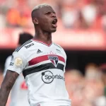 Arboleda deverá ser reforço do São Paulo nas quartas de final do Paulistão. (Foto: Twitter do São Paulo)
