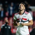Calleri vive apuros no São Paulo, após renovação de contrato. (Foto: Twitter do São Paulo)