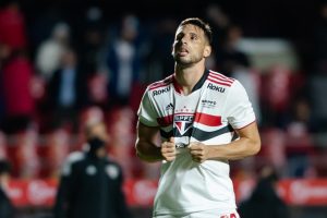 Calleri vive apuros no São Paulo, após renovação de contrato. (Foto: Twitter do São Paulo)