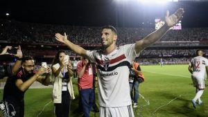 Calleri está se recuperando de lesão para liderar o São Paulo em 2023. (Foto: Twitter do São Paulo)