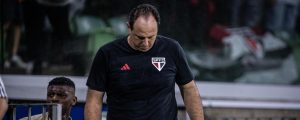 Ceni teve atrito com elenco que acabou culminando em sua saída. (Foto: Twitter do São Paulo)