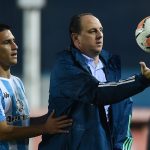 (Photo by Marcelo Endelli/Getty Images) - Gringo desejado pelo São Paulo já enfrentou Rogério Ceni jogando pelo Racing.