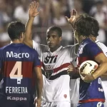 São Paulo foi campeão da Sula em 2012 contra o Tigre. (Foto: Twitter do São Paulo)