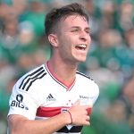 Foto: Rubens Chiri/São Paulo - Gringo ve se recuperando de uma lesão séria que sofreu na eliminação do São Paulo.