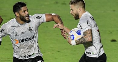 Foto: Thiago Ribeiro/AGIF - Interesse do São Paulo pelo jogador foi confirmado, disputando com Vasco e RBB.