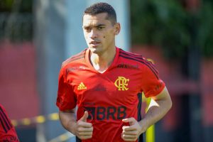 Foto: Alexandre Vidal/Flamengo - Santos saiu por opção técnica, dando vaga a outro goleiro no CRF.