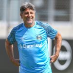 Foto: Lucas Uebel/Grêmio - Renato pode prejudicar 2 situações que envolvem o São Paulo.