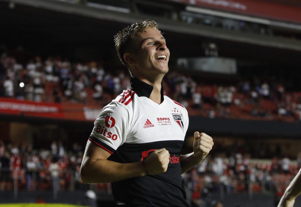 Foto: Rubens Chiri/São Paulo - Argentino acabou chamando a atenção, mesmo que esteja de fora neste momento do São Paulo.