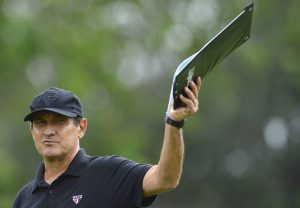 Foto: Mauro Horita/AGIF - Dirigente acabou fiando indisponível bem no momento da troca de técnicos no São Paulo.