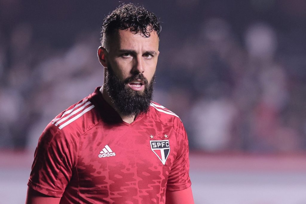 Jandrei, goleiro do São Paulo FC. (Foto: Ettore Chiereguini/AGIF)