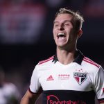 Foto: Ettore Chiereguini/AGIF - Atacante está fora de ação no São Paulo em decorrência de uma lesão grave sofrida no Paulistão.