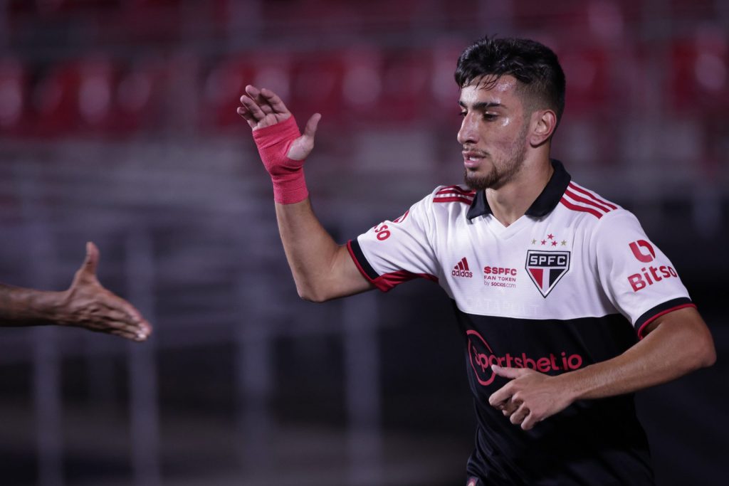 Foto: Ettore Chiereguini/AGIF - Mensagens enviadas pelo atacante acabaram revoltando a torcida do São Paulo.