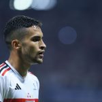 Foto: Marcello Zambrana/AGIF - Meio-campista foi um dos nomes citados pelo técnico do São Paulo durante entrevista após a partida.
