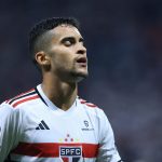 Foto: Marcello Zambrana/AGIF - Nestor ficou no banco de reservas no último jogo do São Paulo.