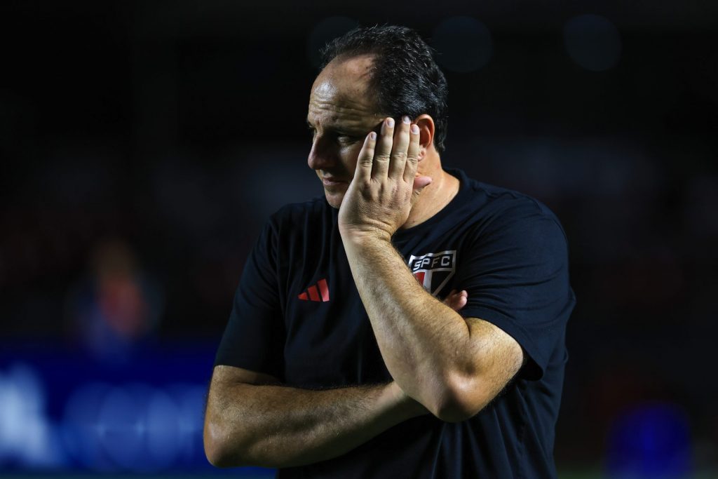 Foto: Marcello Zambrana/AGIF - Treinador do São Paulo foi sincero após ser questionado sobre demissão.