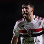 Foto: Ettore Chiereguini/AGIF - Centroavante falou após a vitória do São Paulo pela 2ª rodada da Sul-Americana.