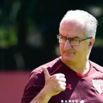 Dorival Jr. trabalhou no São Paulo em 2017. (Foto: Twitter do São Paulo)