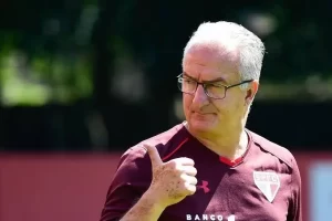 Dorival Jr. trabalhou no São Paulo em 2017. (Foto: Twitter do São Paulo)