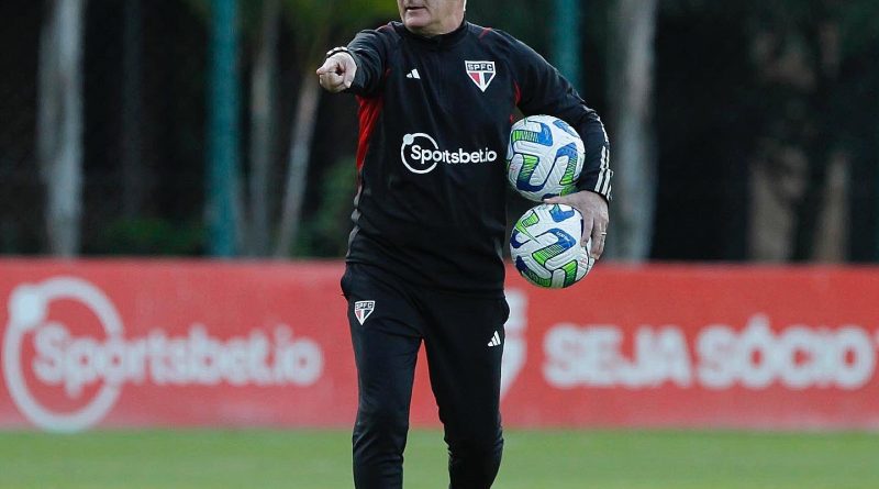 Dorival Jr. foi contratado como técnico do São Paulo. (Foto: Twitter do São Paulo)