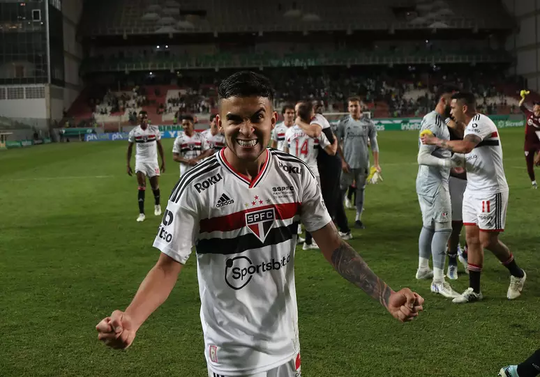 Rodrigo Nestor é um dos destaques do São Paulo na temporada. (Foto: Twitter do São Paulo)