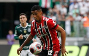 Marcos Paulo não teve muito espaço no São Paulo. (Fotos: Rubens Chiri/São Paulo)