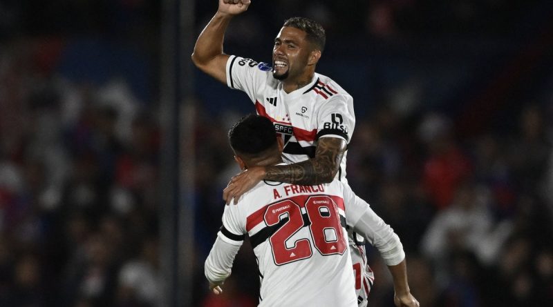 Welington Rato foi um dos destaques do São Paulo contra Tigre na Sula. (Foto: Twitter do São Paulo)