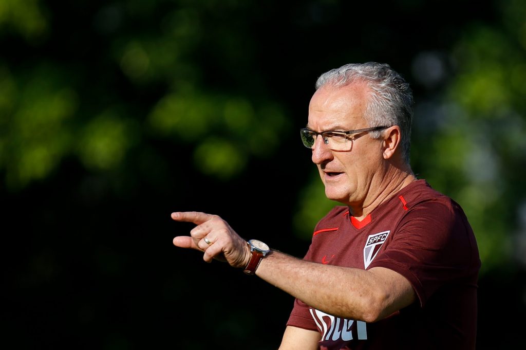 Foto: Marcello Zambrana/AGIF - Dorival apontou deficiências do São Paulo após o apito final.