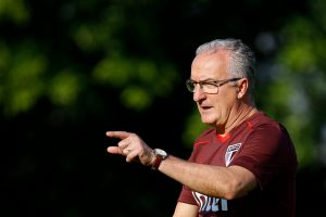 Foto: Marcello Zambrana/AGIF - Dorival apontou deficiências do São Paulo após o apito final.