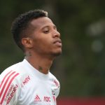 Foto: Marcello Zambrana/AGIF - Volante passou pelo São Paulo e acabou influenciando em uma contratação feita pelo Botafogo.