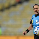 Foto: Thiago Ribeiro/AGIF - Criticada pelo São Paulo em 2021, a arbitra voltou a errar e acabou punida.