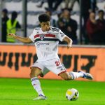 Foto: Luiz Erbes/AGIF - Meio-campista gerou reações da torcida do São Paulo.