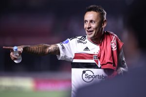 Foto: Ettore Chiereguini/AGIF - Rafinha falou sobre o momento do São Paulo.