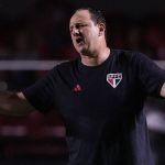 Foto: Ettore Chiereguini/AGIF - Ex-treinador vinha tendo escolhas diferentes no São Paulo.