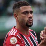 Wellington Rato é um dos garçons do São Paulo em 2023. (Foto: Robson Mafra/AGIF)