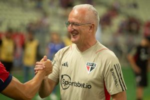 Foto: Lucas Emanuel/AGIF - Técnico do São Paulo gostou bastante do que viu.