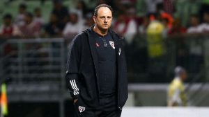 Rogério Ceni deixou o São Paulo com 55% de aproveitamento em sua segunda passagem. (Foto: Twitter do São Paulo)